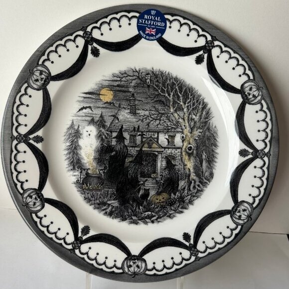 NWT Royal Stafford Halloween Coven Witches Spell Black Cat 11" one Dinner Plate - Picture 2 of 5